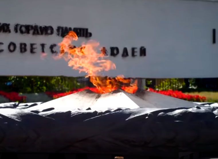 НЕПОБЕДИМАЯ СТРАНА