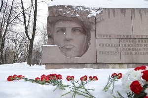 В РЯЗАНИ ОТМЕТИЛИ 77-Ю ГОДОВЩИНУ ПОДВИГА ФЕДОРА ПОЛЕТАЕВА