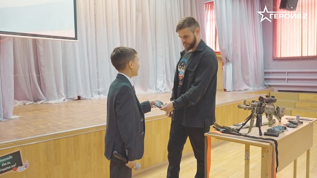 Участники программы «Герои62» провели «Урок Мужества» в рязанской школе №16