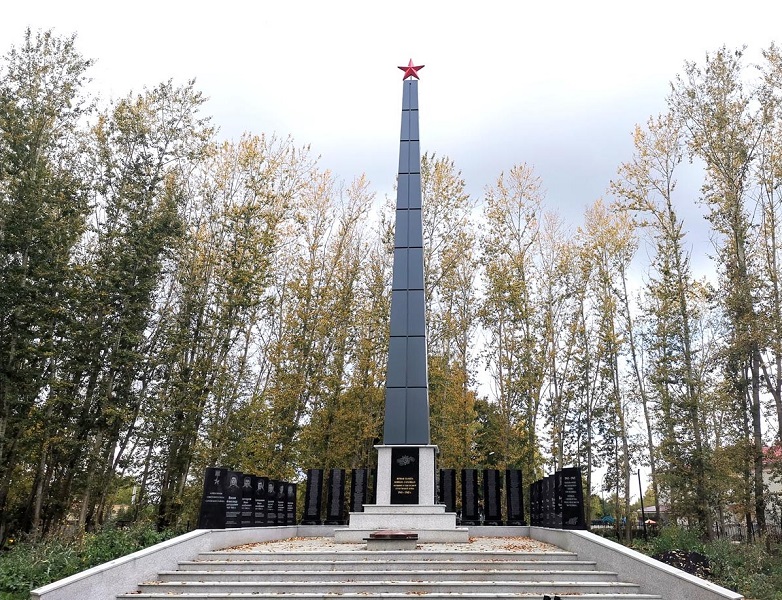 В центральном парке Сараев капитально отремонтировали мемориальный комплекс