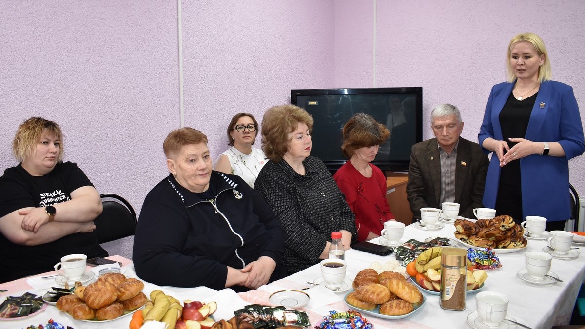 В Рыбном поздравили с 8 Марта матерей участников СВО