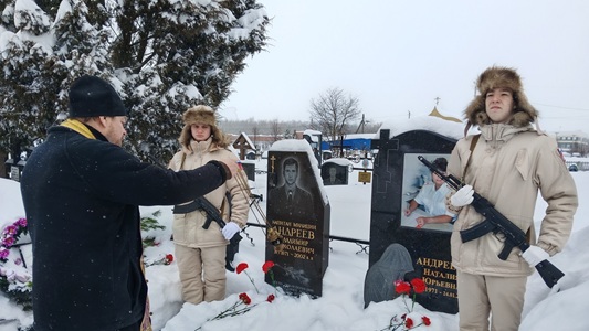 В Сасове почтили память кавалера ордена Мужества, капитана милиции Владимира Андреева